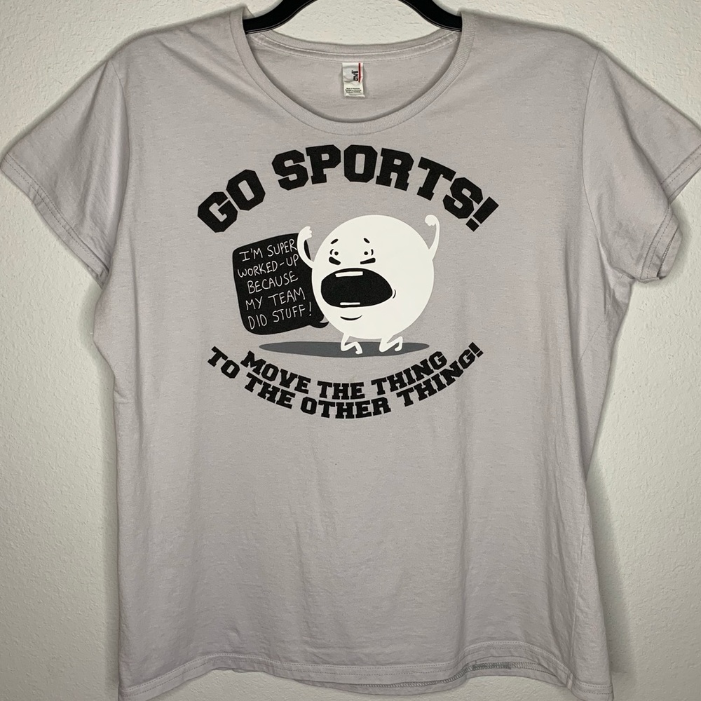 Anvil light gray sports themed t-shirt XL